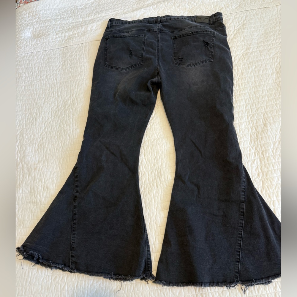 L&B Wide Leg Bellbottom Jeans Plus Size 22W